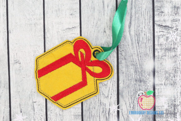 Christmas Presents with Ribbon: A Festive Embroidery Review